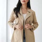 Half Trench coat in beige