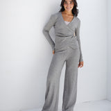 Crossover set in gray