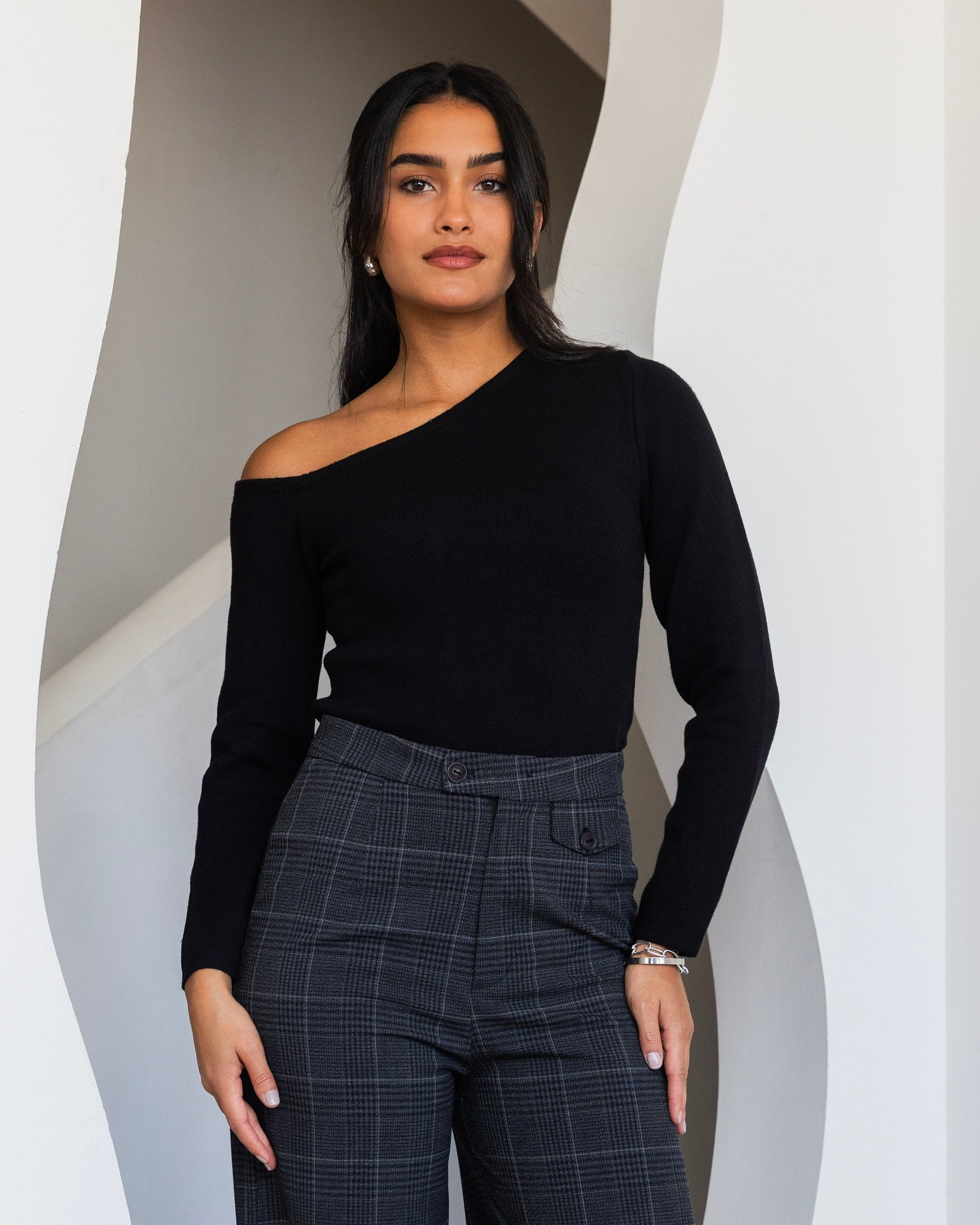 One shoulder basic top