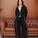 Off-Duty Modal Set in black