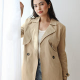 Half Trench coat in beige