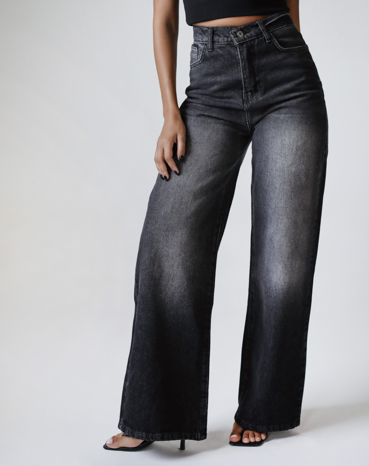 City Flow Wide leg jeans- Washed Black